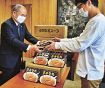 帰省自粛の学生に物資　新宮市、地元企業から寄贈相次ぐ