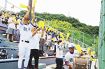 強豪に勝利、喜びに沸く　高校野球和歌山大会で南部龍神ベスト８進出　