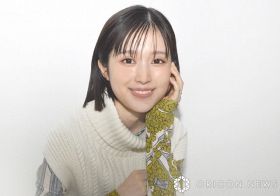 福本莉子、“神”ってる巫女さん姿に反響「対面しただけで運気が上がりそう」　『全領域異常解決室』がオフショ公開