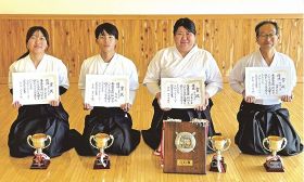 田中さん、石本さんら優勝／県弓道連盟　田辺で納射会