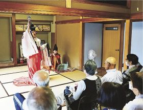 「今様」を奉納／潮御﨑神社　社務所開設を記念／串本