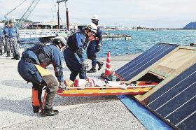 本番さながらに連携／津波災害対応訓練に１５機関／串本・古座川