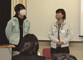 農林大学校について聞く／南部高　進路学習で生徒