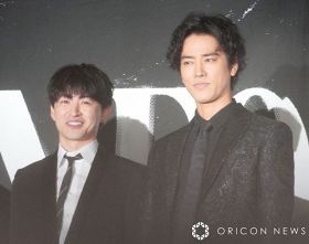 桐谷健太＆佐野玲於＆二宮和也ら、渋谷降臨で騒然　『インフォーマ』続編幕開けを宣言「祭りが始まりよったぞ！」