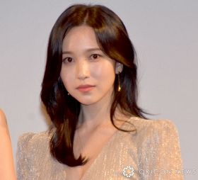 TWICE・ミナ、黒髪ロング→金髪に劇的イメチェン「はぁぁぁぁん」「可愛すぎるよ」