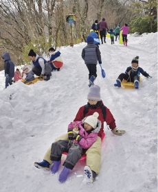 田辺市龍神村／南国紀州の雪遊び／１月２５日　林道散策も