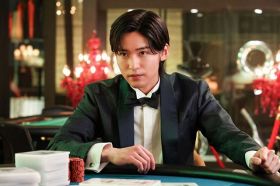 目黒蓮主演、劇場版『トリリオンゲーム』場面カット大量解禁【ハルとキリカ】【ガクと凜々】の気になるカットも