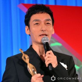 【東京ドラマアウォード】草なぎ剛、主演男優賞に感無量「僕はテレビドラマで育てられました」