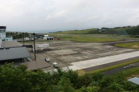 特定利用空港の指定を受ける見込みの南紀白浜空港（和歌山県白浜町で）