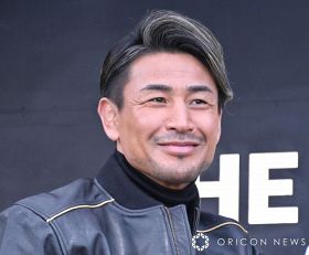 魔裟斗、総額500万超えゴツい“愛車”との2ショットに反響「カッコええっす!!」