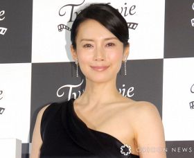 中谷美紀、「魔女の館」みたいな義姉宅を紹介　「映画の世界を見ているよう」「さすがヨーロッパのクリスマス」と反響続々