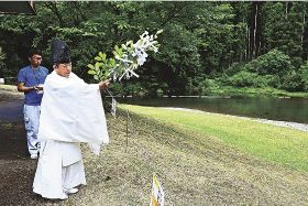 清流に「自然プール」／新宮の高田川　１５日オープン