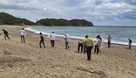 みなべ・千里の浜／ウミガメ産卵地きれいに／ＪＲが連携し清掃