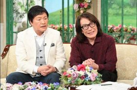 『徹子の部屋』に出演する堀内孝雄、矢沢透（C）テレビ朝日