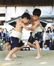 秋祭りたけなわ／紀南の神社にぎわう