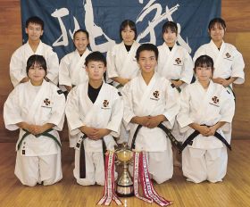 県高校少林寺拳法／紀南勢が全部門入賞／神島は２３年連続総合優勝