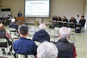 串本町議会／開かれた議会の実現へ／初開催　区長連合会対象に報告会