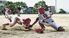 【学童野球】／芳養が優勝、県大会へ／中田食品旗争奪／準優勝は上秋津