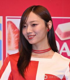 森永『DARS』新CM発表会に登場した乃木坂46・梅澤美波 （C）ORICON NewS inc.