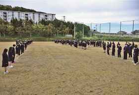 串本古座高で始業式／新入生との対面式も／感染予防で校内放送