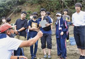 生き物の採取や観察／県高校文化連盟　自然科学部の講習会／田辺の天神崎