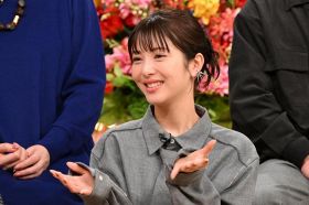 浜辺美波、自宅エレベーターで“変顔”　身バレ防止に苦心「うつむいてみたり…」