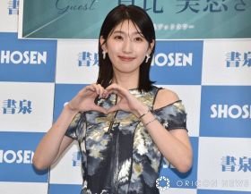 1st写真集『朝食ってビュッフェですか』の発売記念イベントを開催した日比美思 （C）ORICON NewS inc.