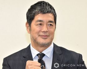 62歳・高田延彦「ビッグサプライズ」ヒクソン・グレイシーと再会、茶帯授与され技を学ぶヒクソン妻も紹介