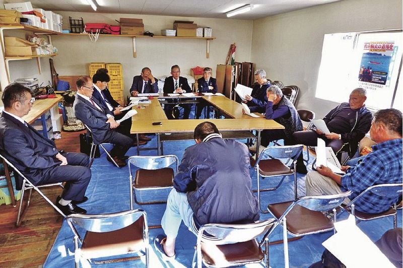 漁業従事者の話を聞いた意見聴取会（和歌山県みなべ町堺で）