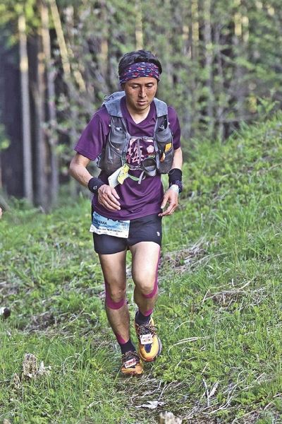 ウルトラトレイル・マウントフジのコースを走る竹中良之さん（本人提供）