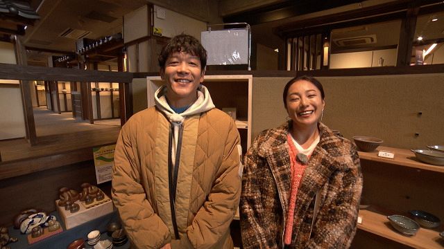 1月4日放送『住人十色 新春SP』に出演する（左から）駿河太郎、三船美佳（C）MBS