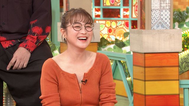 11月9日放送『痛快！明石家電視台』に出演する鈴木奈々（C）MBS