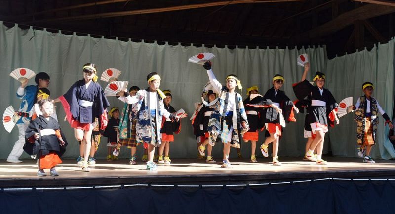 西岩代八幡神社の子踊り（和歌山県みなべ町西岩代で）