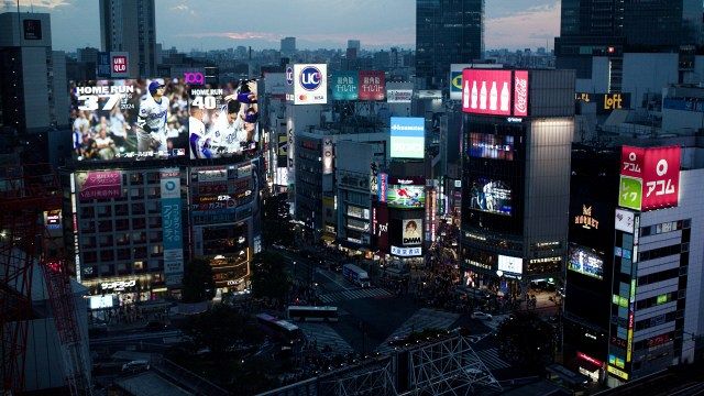 大谷翔平の“偉業”たたえる…MLBが記念ビルボードを東京13エリアに特別掲出