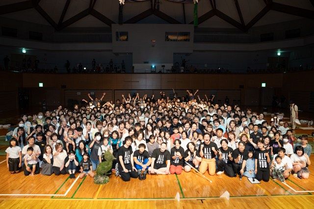 移動映画館『cinema bird』が愛媛県西予市の乙亥会館と復興記念公園どすこいパークで開催