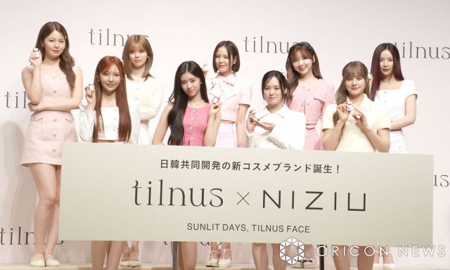 NiziU（前列左から）MAYUKA、RIMA、RIO、NINA（後列左から）AYAKA、RIKU、MAKO、MIIHI、MAYA （C）ORICON NewS inc.